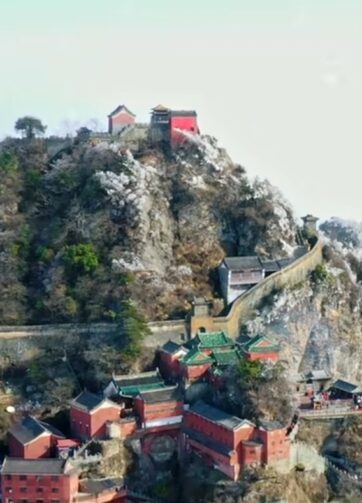 Wudang Mountain Taoist Wuji Kung Fu Academy: Daoist Hermitage and Spiritual Cultivation​​-standard single room​​